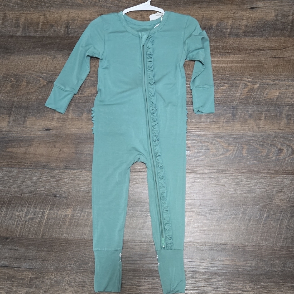 18-24 Month Bamboo Ruffle Butt Long Sleeve One-Piece Romper in Sage Green